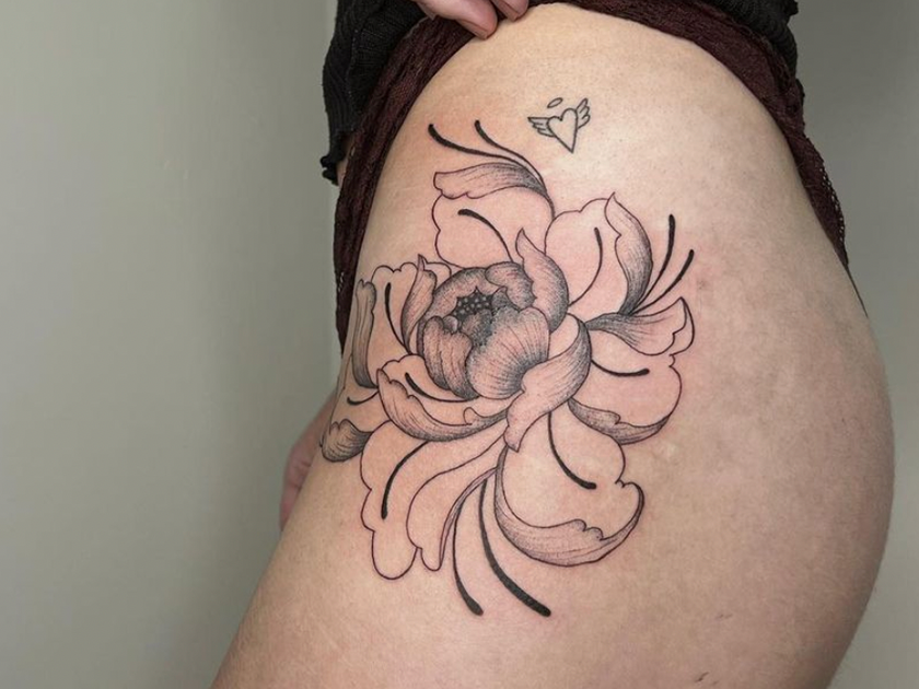 Billede af Tania's tatoveringer