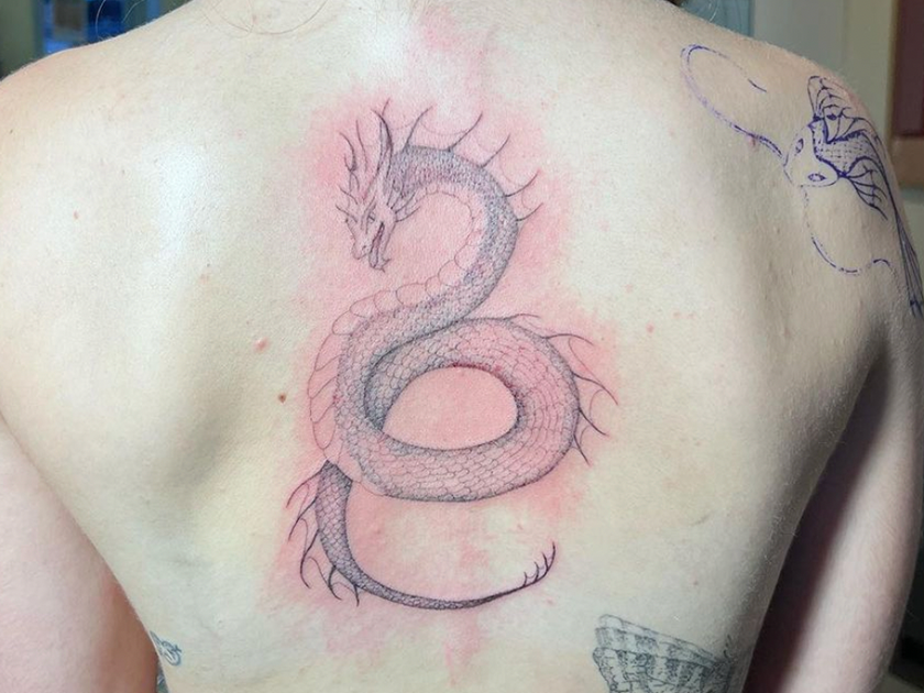 Billede af Tania's tatoveringer